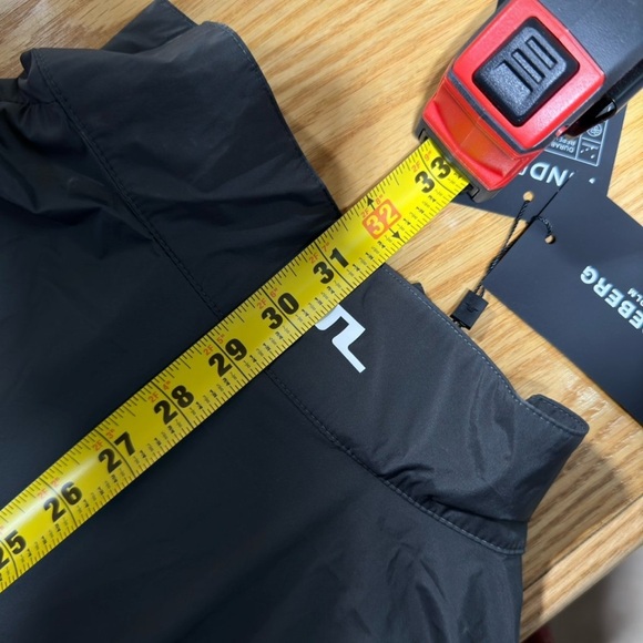 NEW Men’s J. LINDEBERG Stockholm Packable Ash Grey Golf Shell Vest Shell NWT - Picture 14 of 16